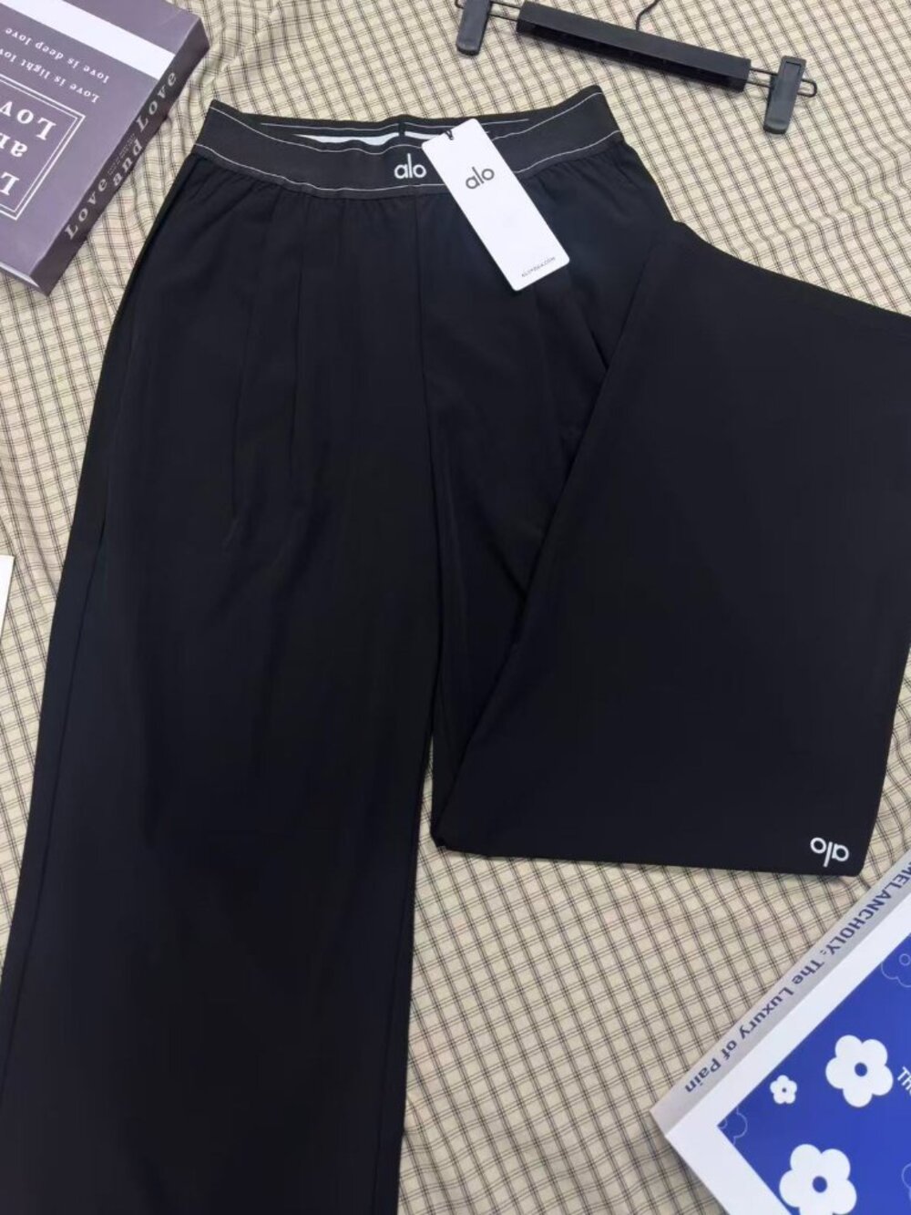 ALO Yoga🛶NWT Suit Up Trouser Black 30" 🧏‍♀️elevates your everyday style.